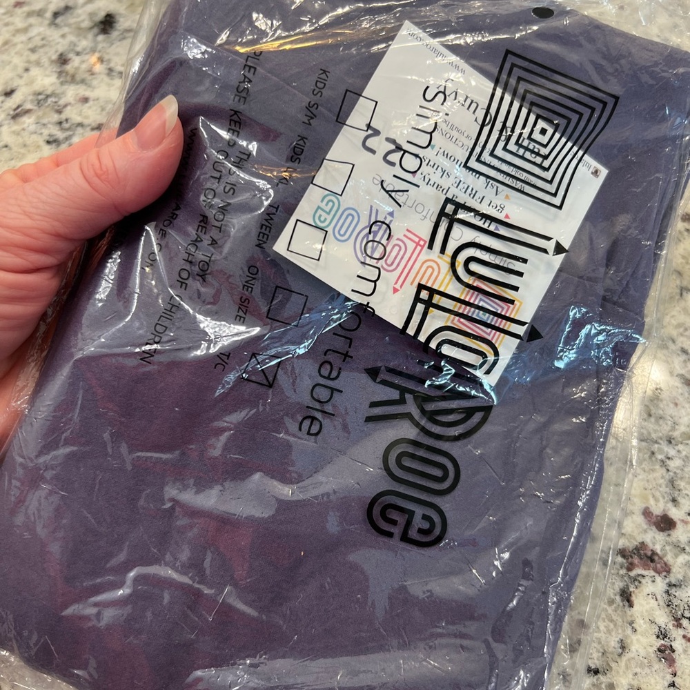 LuLaRoe Deep Purple Leggings - NIP
